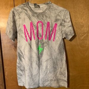 Ladies Comfort Colors Brand Size Small T-shirt, Mom T-shirt, NEW!!!